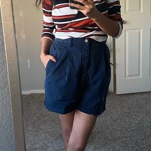 VINTAGE HIGH WAIST SHORTS